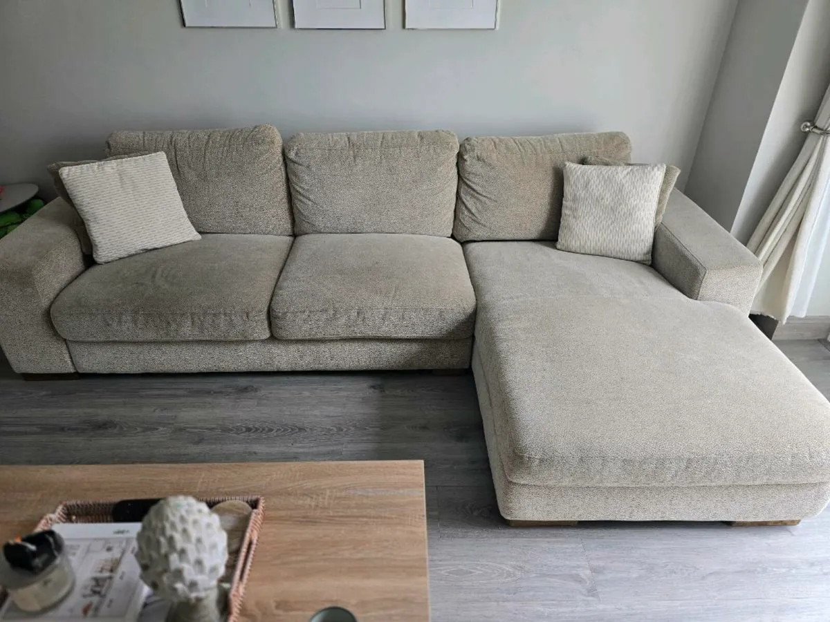 L Shaped Couch - Image 4