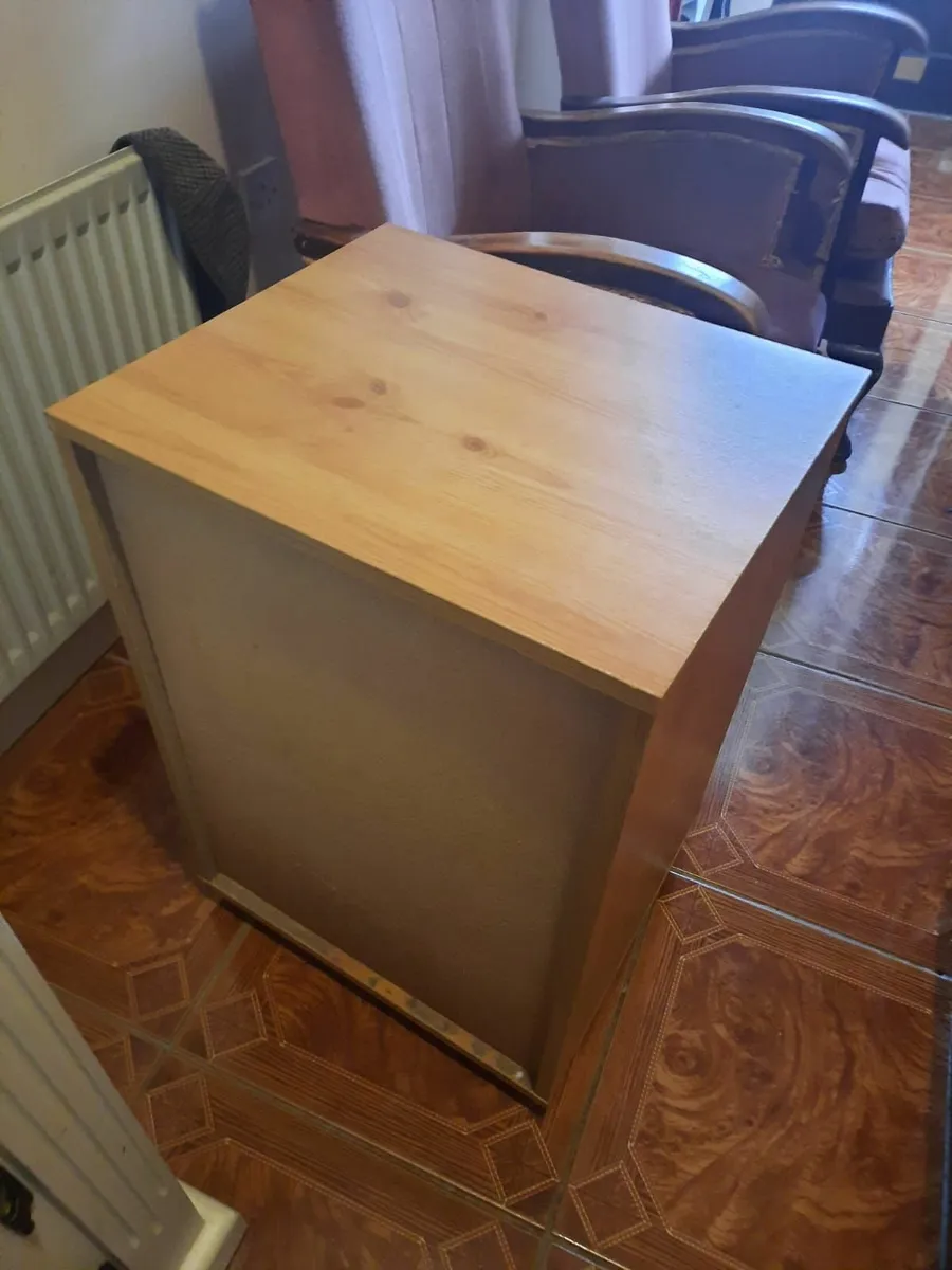Cabinet - Image 3