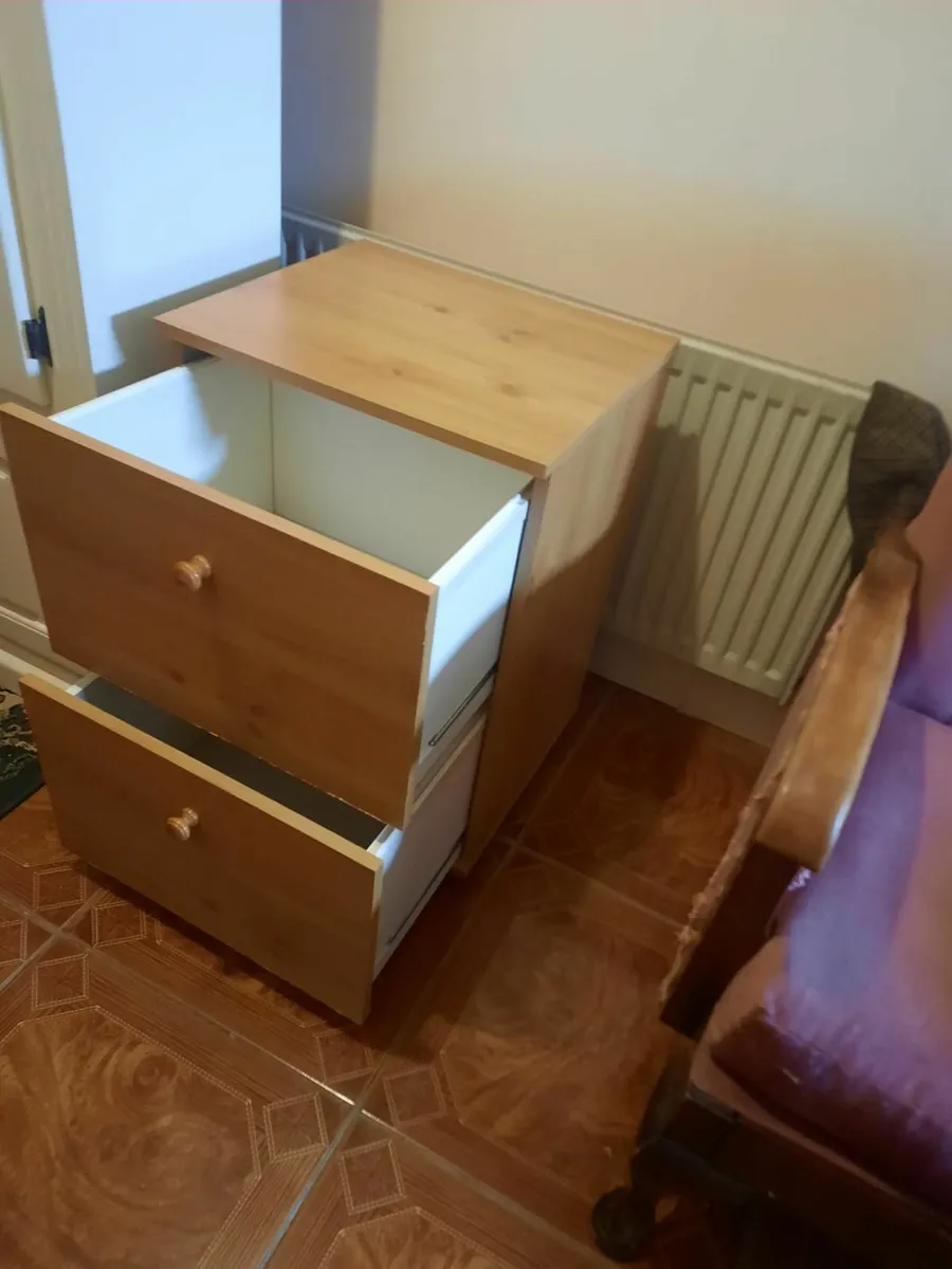 Cabinet - Image 4