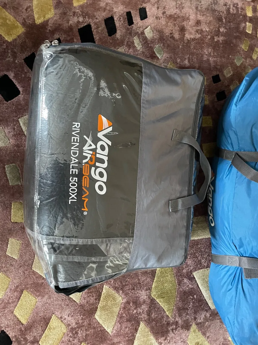 Vango air beam 5 man tent with awning - Image 3