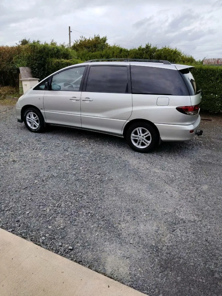 Toyota Previa - Image 2
