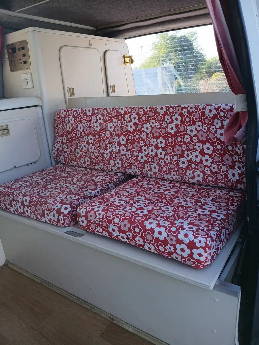 Camper Van - Image 4