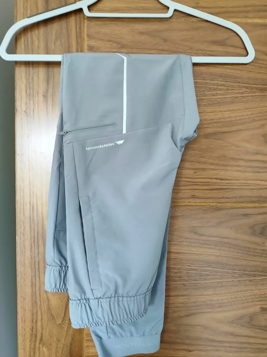 Clothes - Image 2