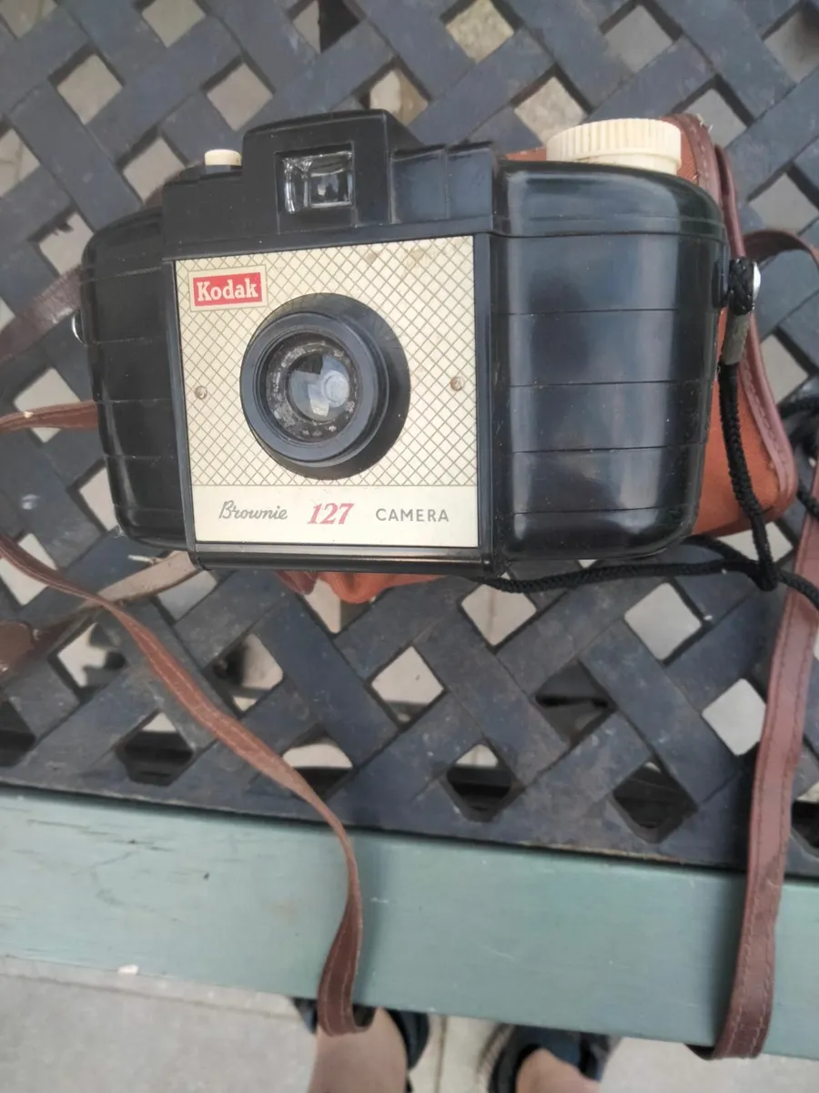 Vintage Camera - Image 3