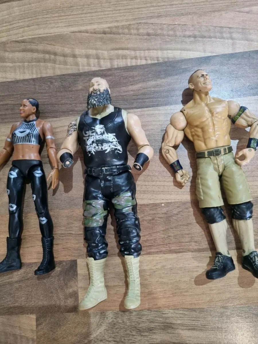 Wrestlers - Image 1