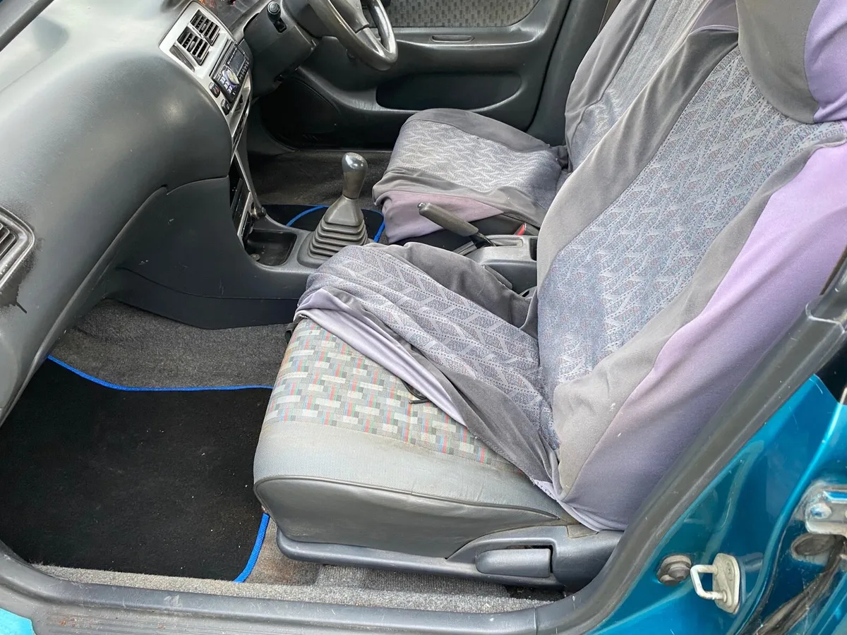 3 x Toyota Corolla xli for sale - Image 4