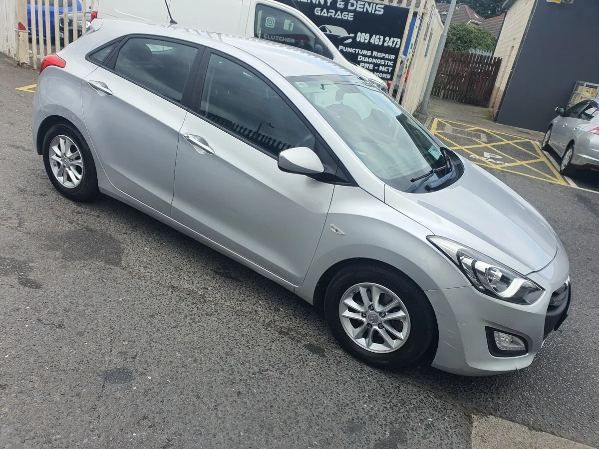 Automatic Hyundai i30 2014 deluxe new nct Low Mile - Image 4