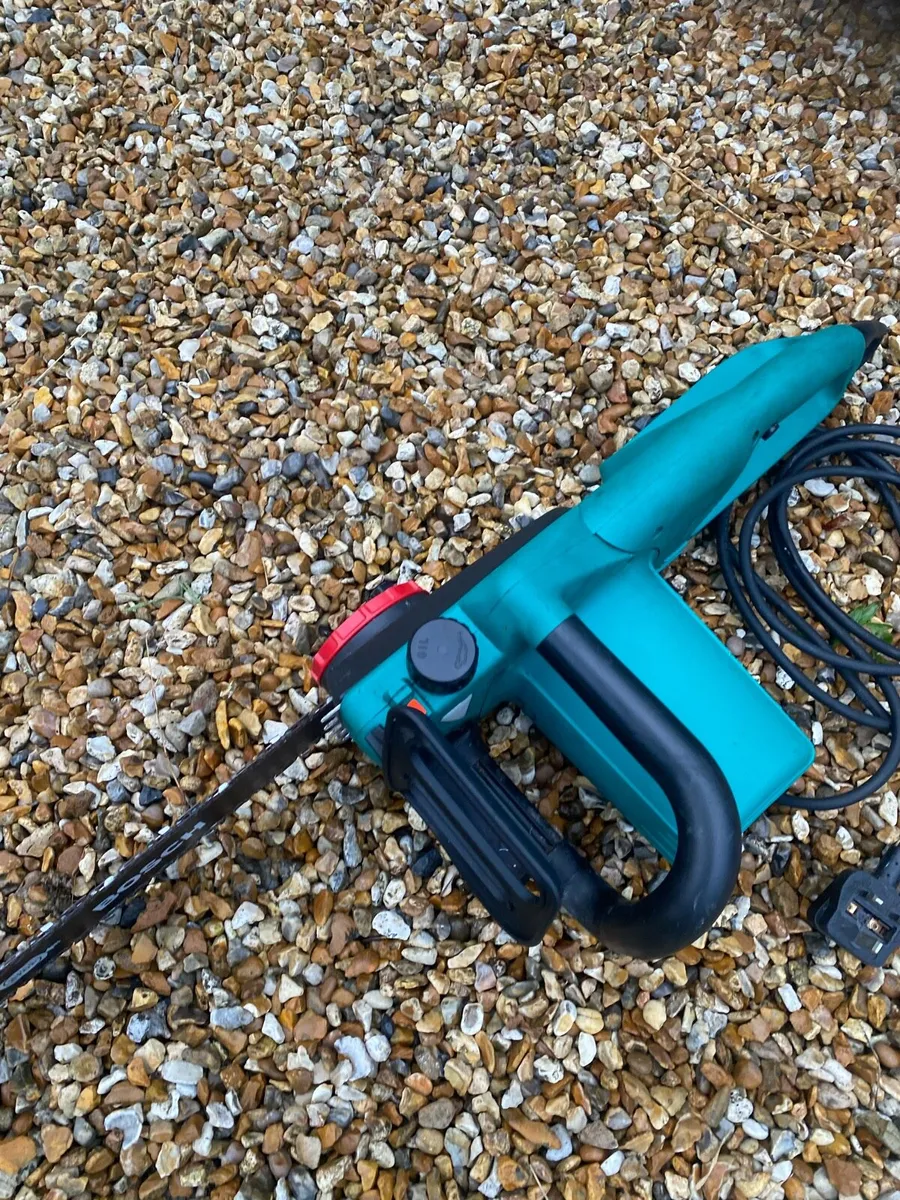 BOSCH AKE 40-18S Electric Chain Saw , Dundrum D16 - Image 3