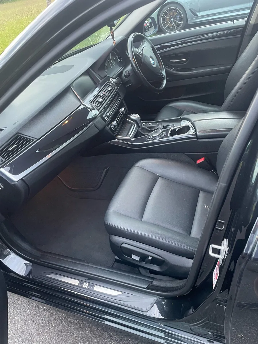 Car - Image 4