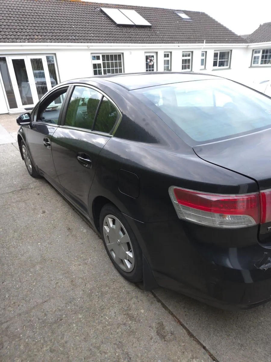 Toyota Avensis 2009 - Image 4