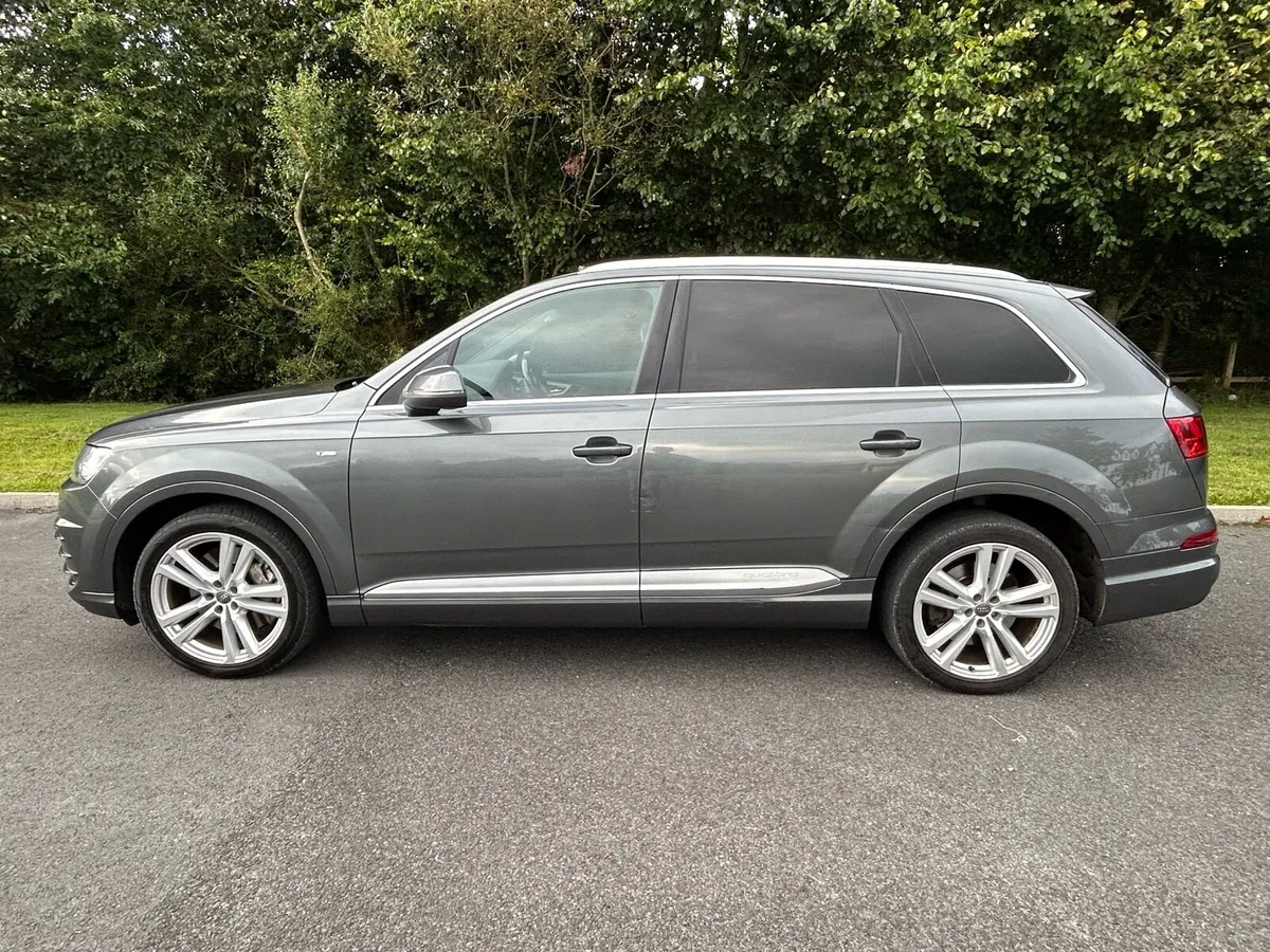 Audi Q7 S 3.0 diesel 7 seats sunroof - Image 4