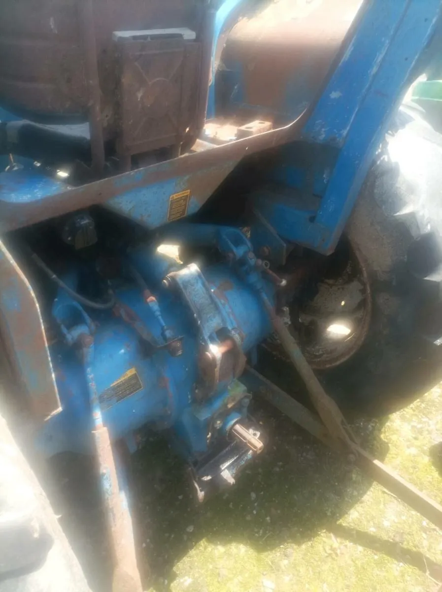 Ford 4100 - Image 4