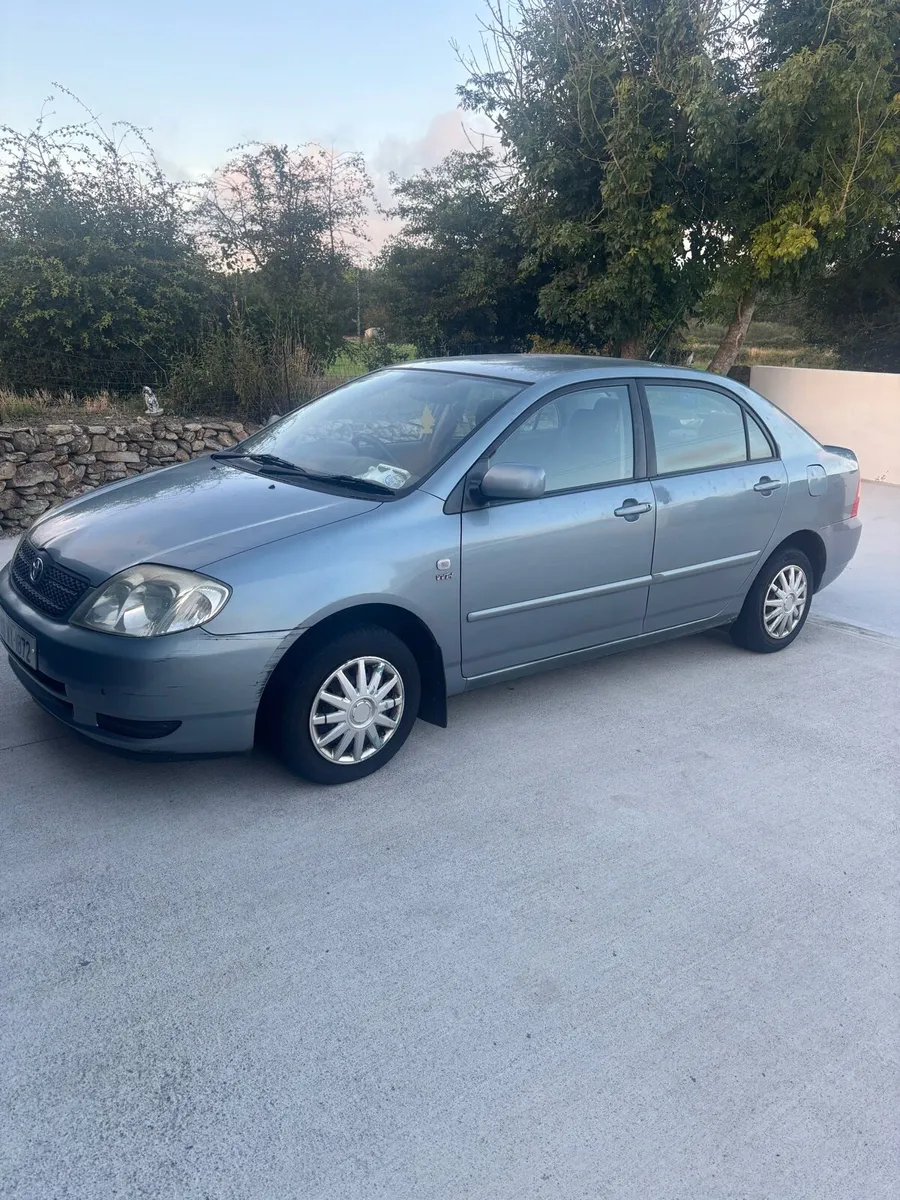 Toyota  Corolla 1.4 petrol - Image 1