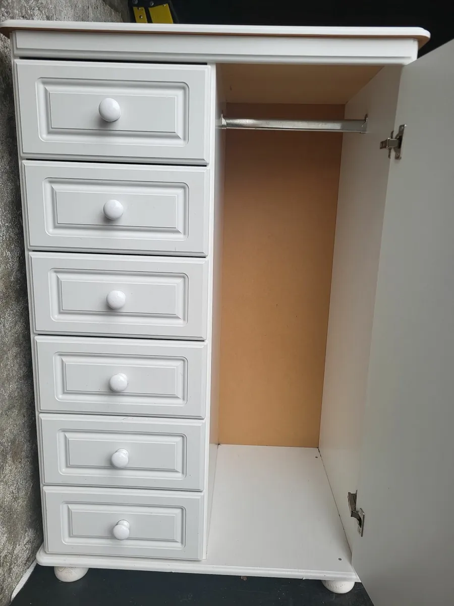 Storage cupboard - Image 1