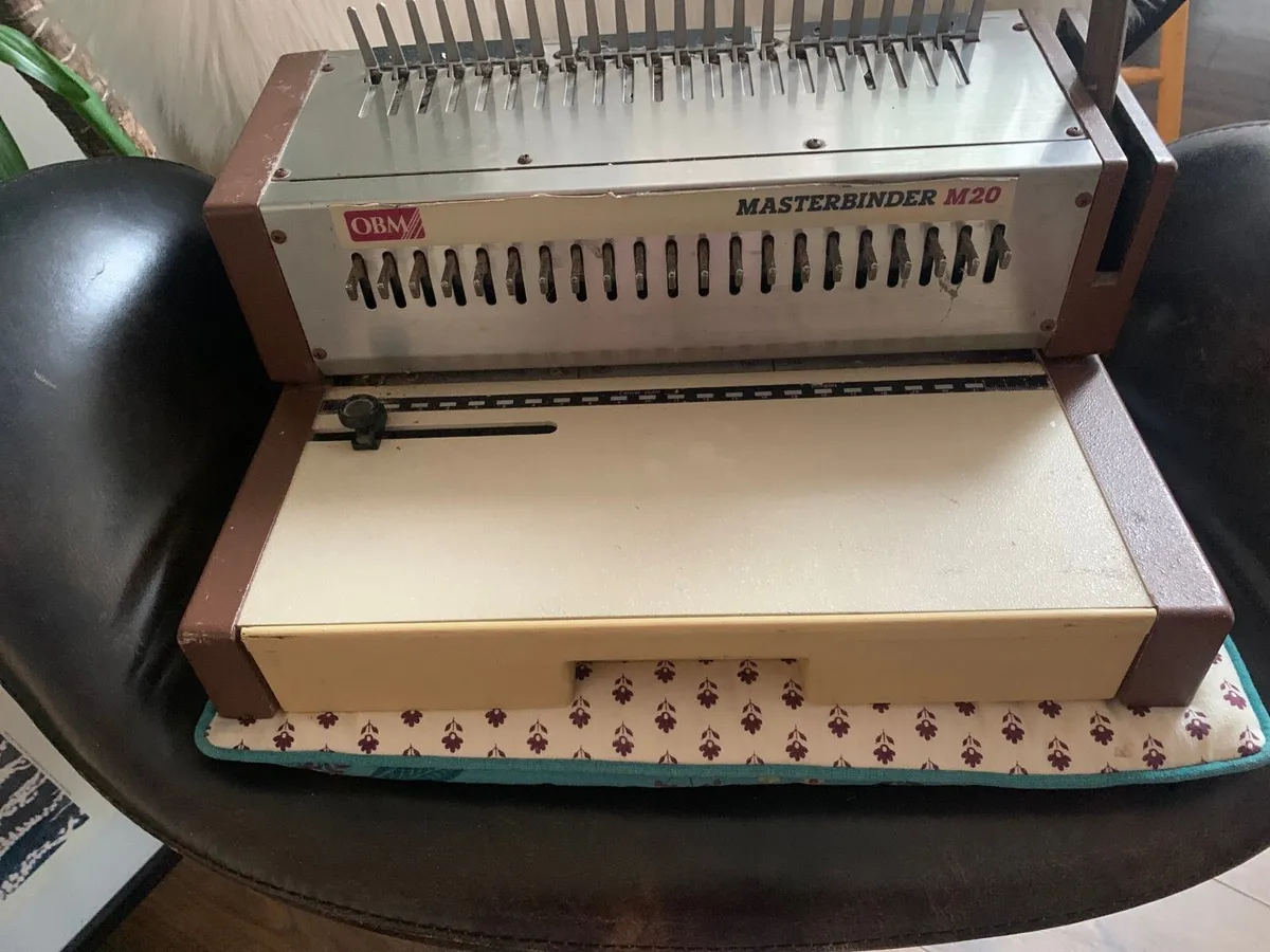 Vintage Masterbinder M20 - Image 1
