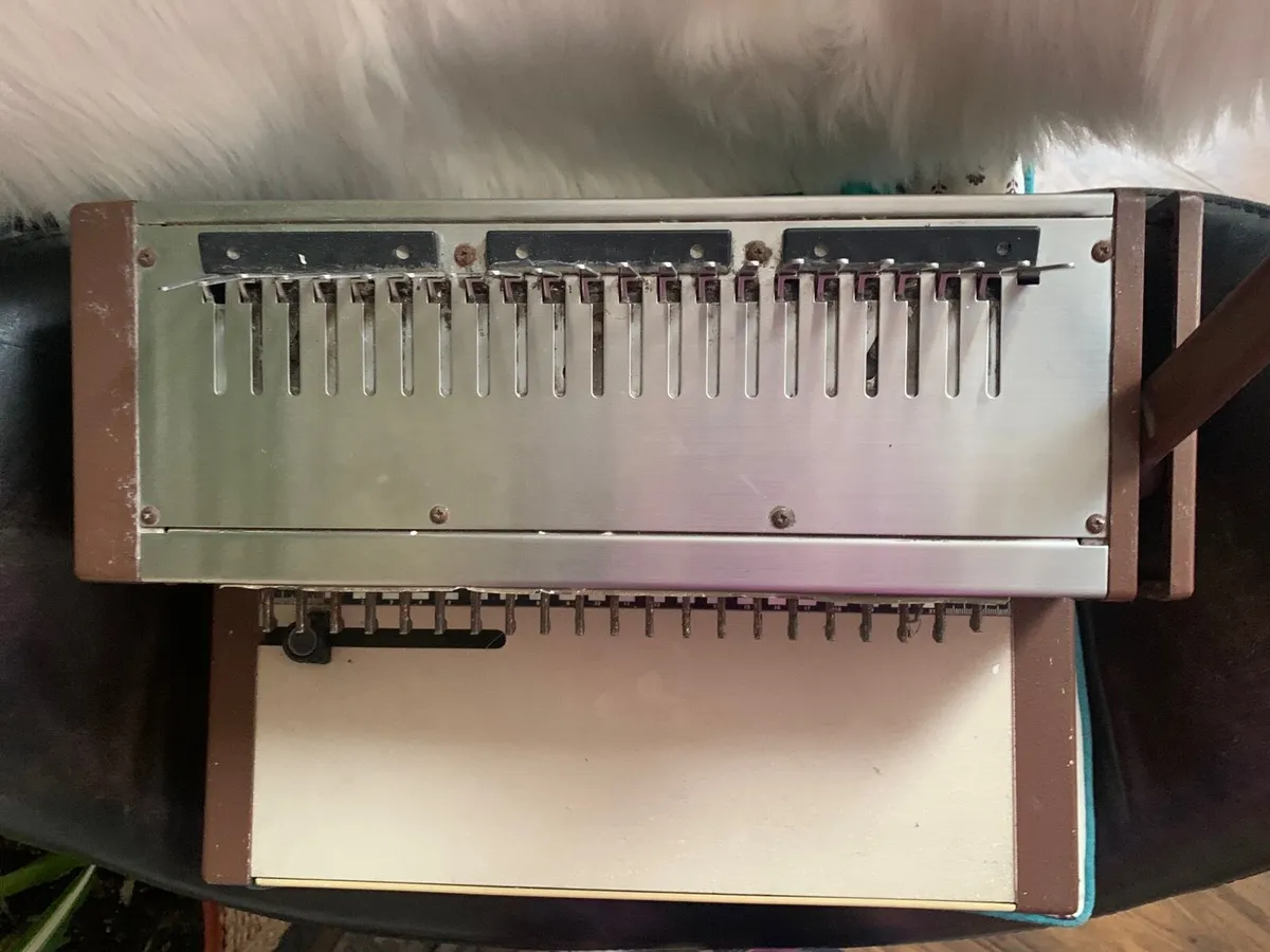 Vintage Masterbinder M20 - Image 2