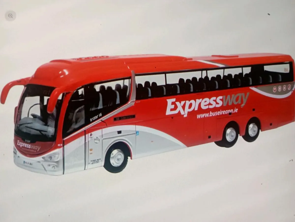 OXFORD DIE CAST IRIZAR I6 BUS EIREANN EXPRESSWAY. - Image 2