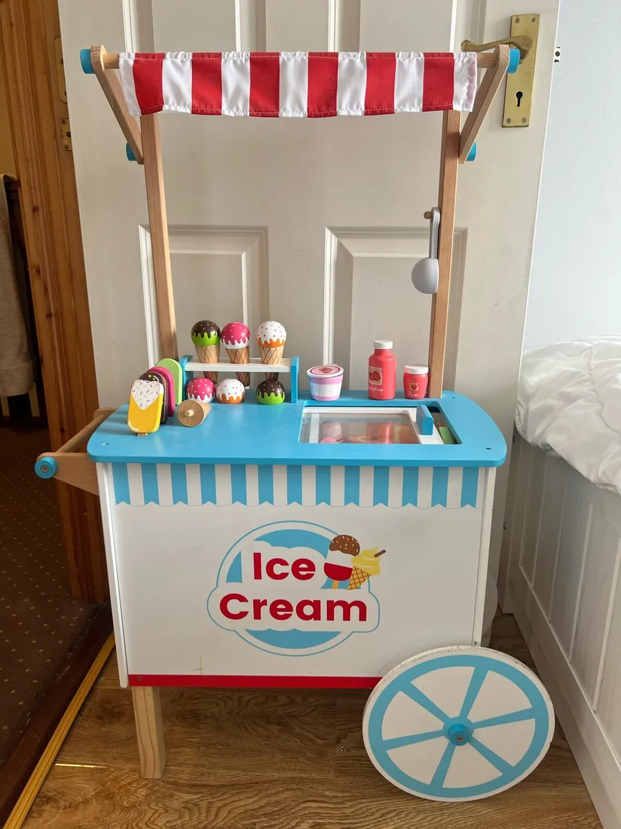 Wooden Ice cream Cart set - Image 2