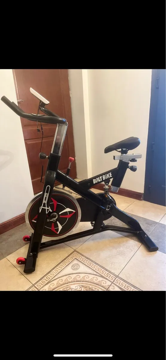 Exercise bike - Image 1
