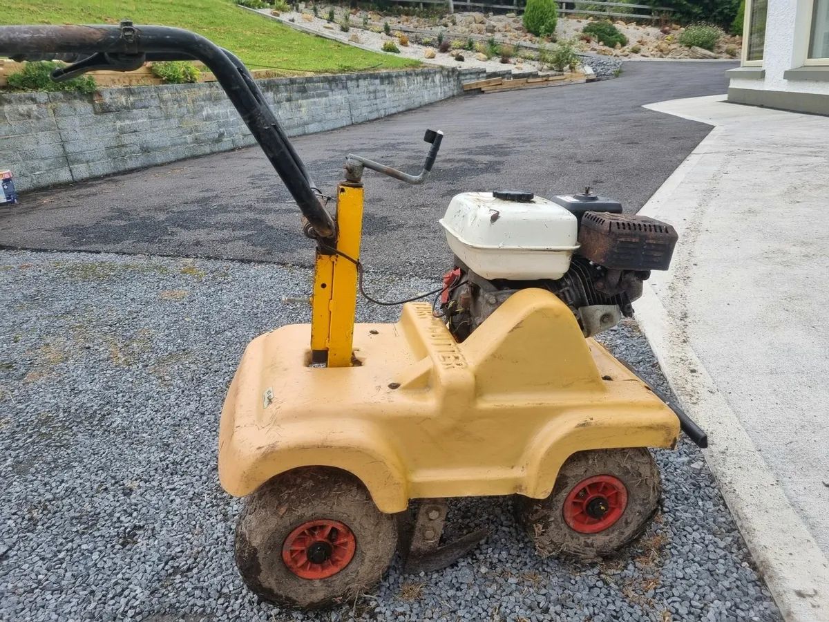 turf cutter / sod lifter - Image 2