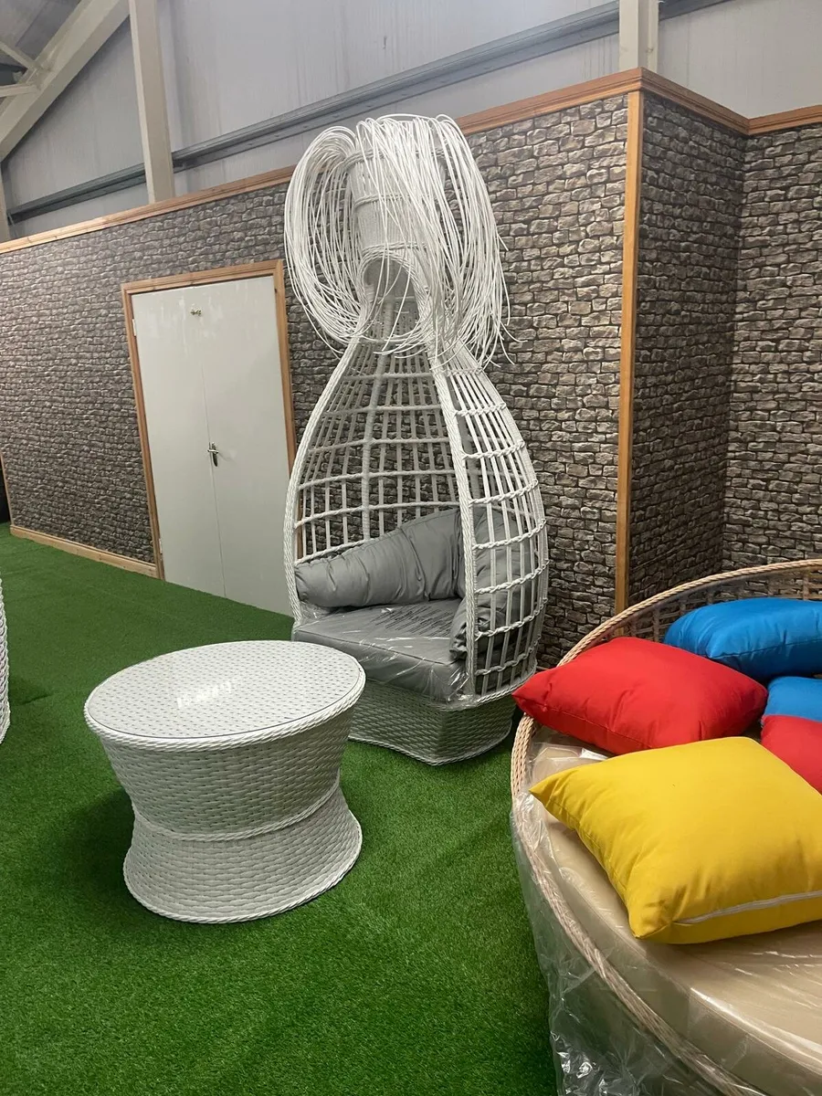 Rattan garden seat, outdoor seat, brand new - Image 2