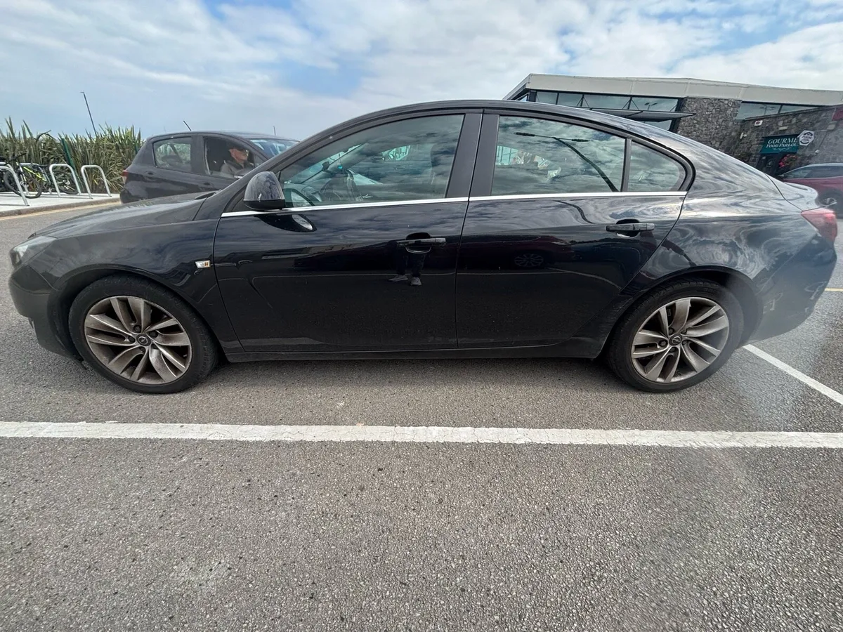 Opel Insignia 2015 diesel Manual - Image 2