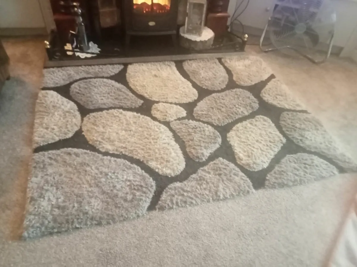 Rug - Image 2