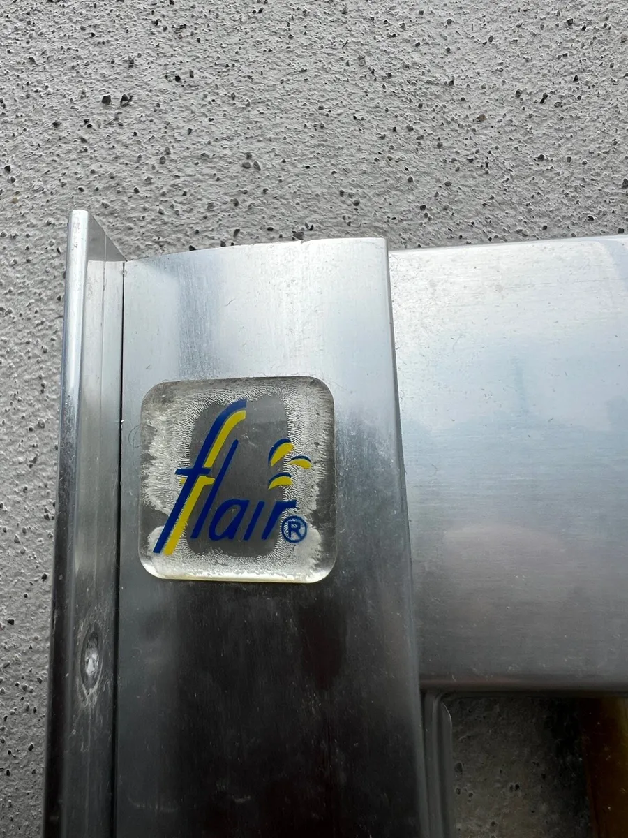 Shower screen - Image 2