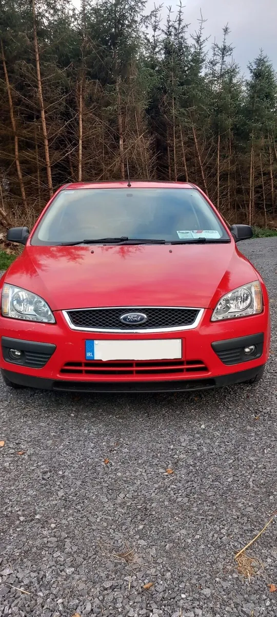 2005 Ford Focus 1.4L - Image 2