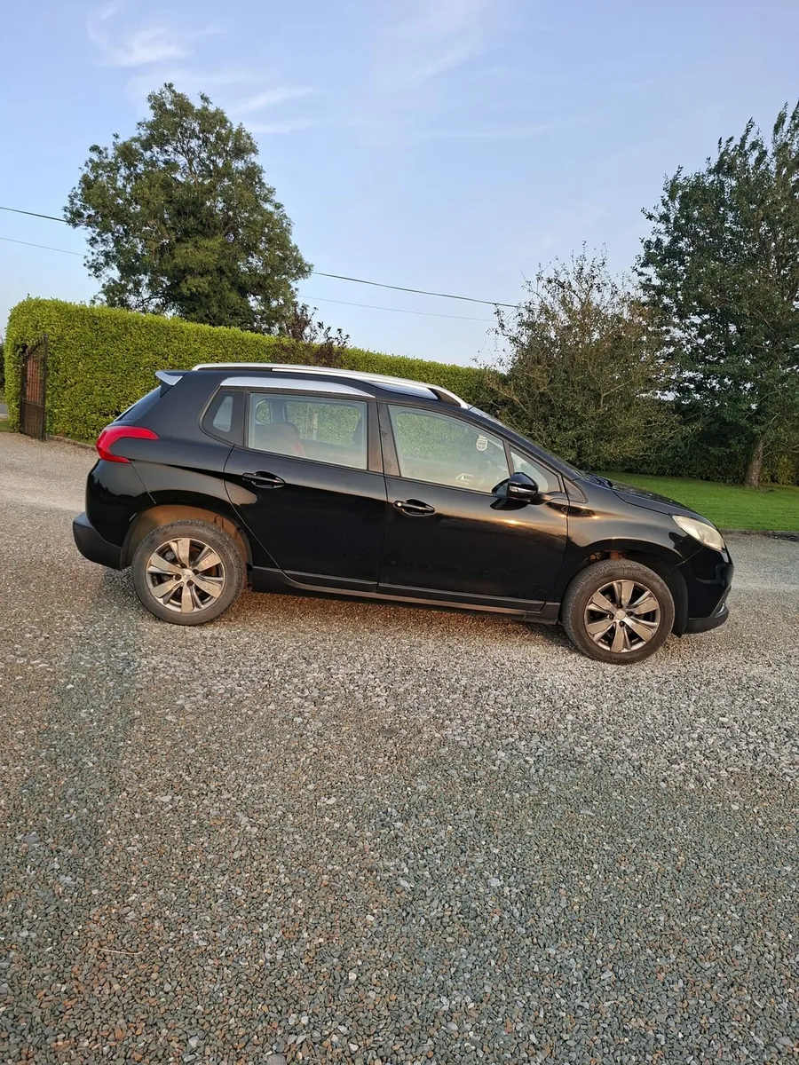 Peugeot 2008 - Image 3