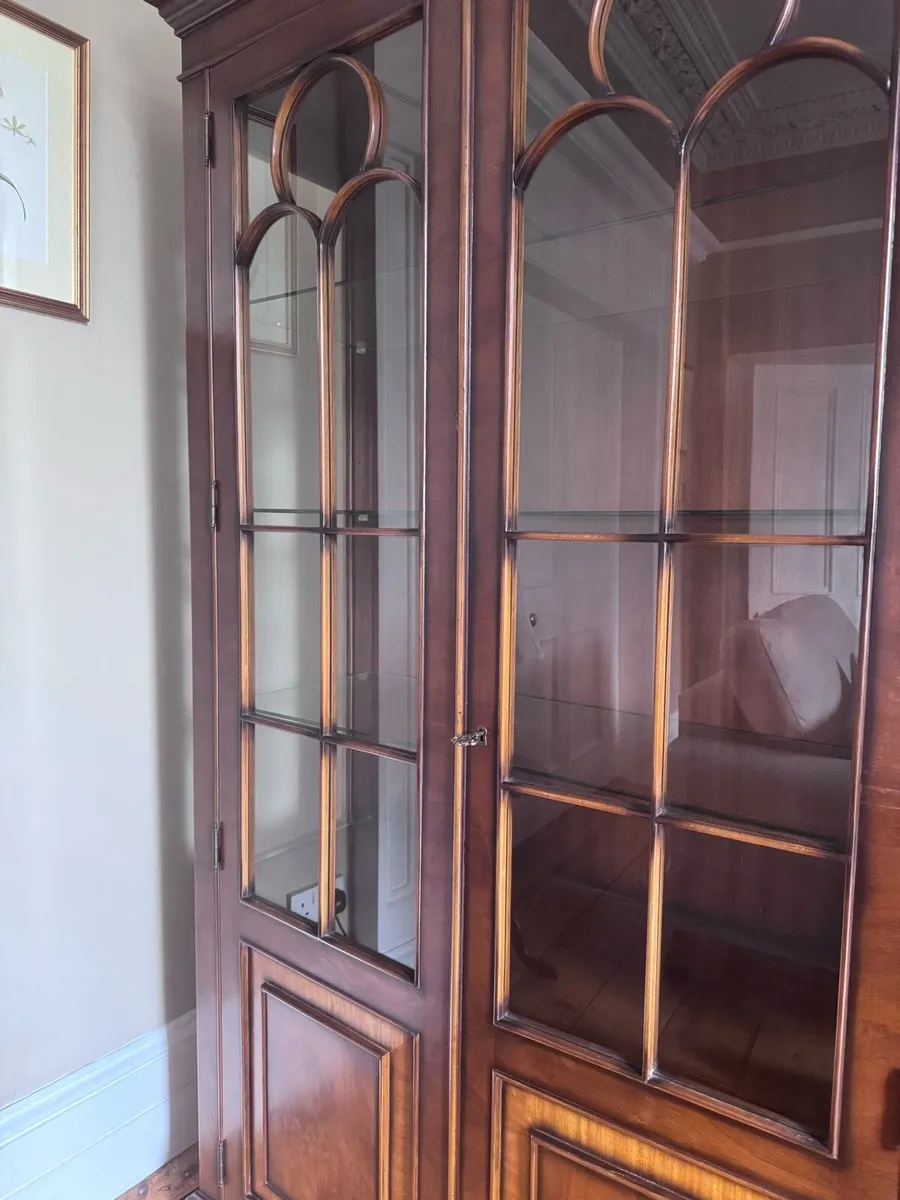 Rosewood display cabinet - Image 3