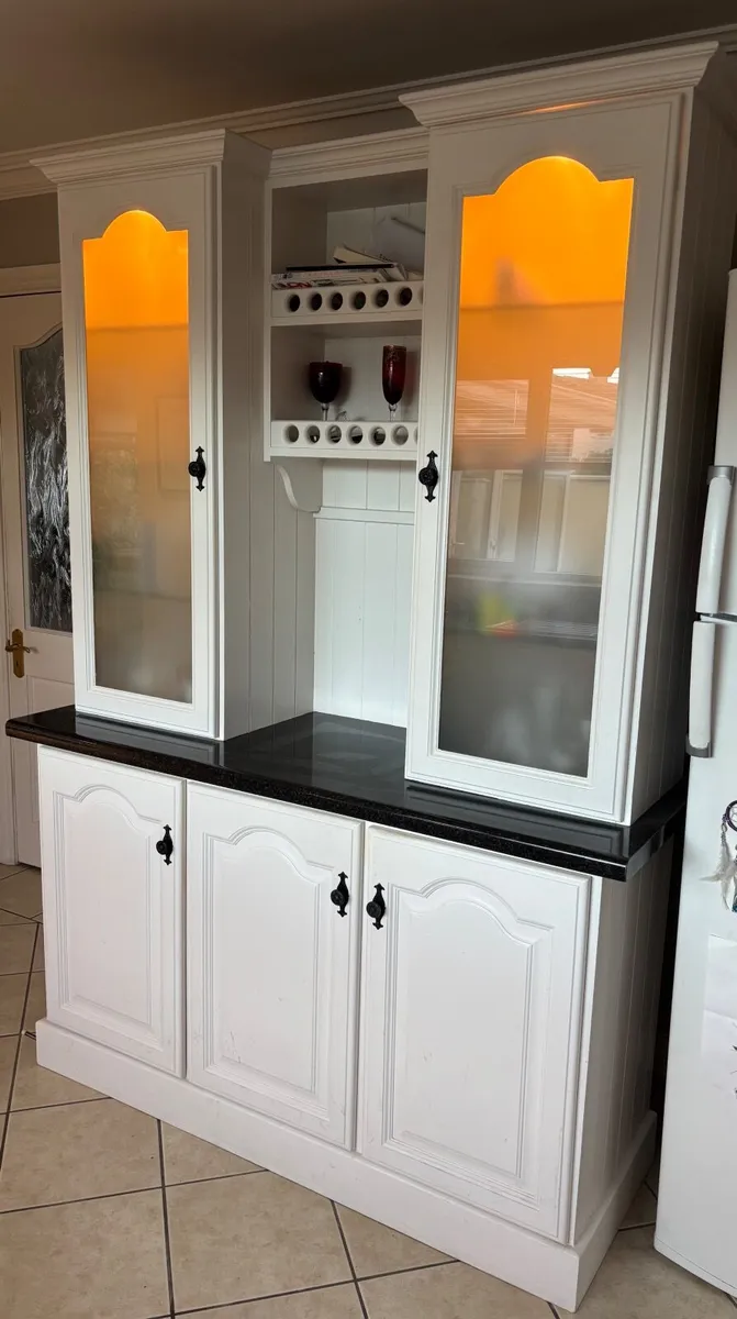 Kitchen & Appliances - Image 2
