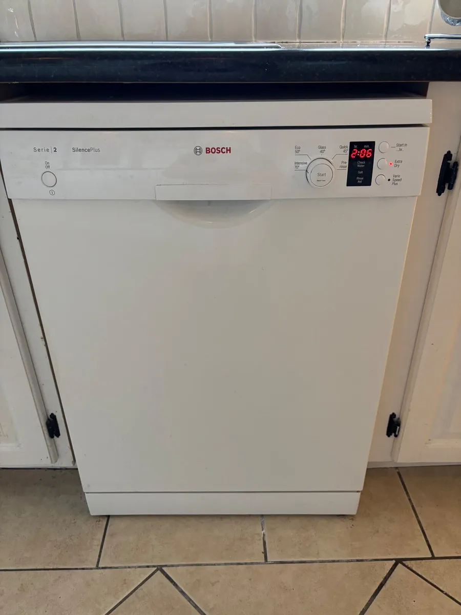 Kitchen & Appliances - Image 3