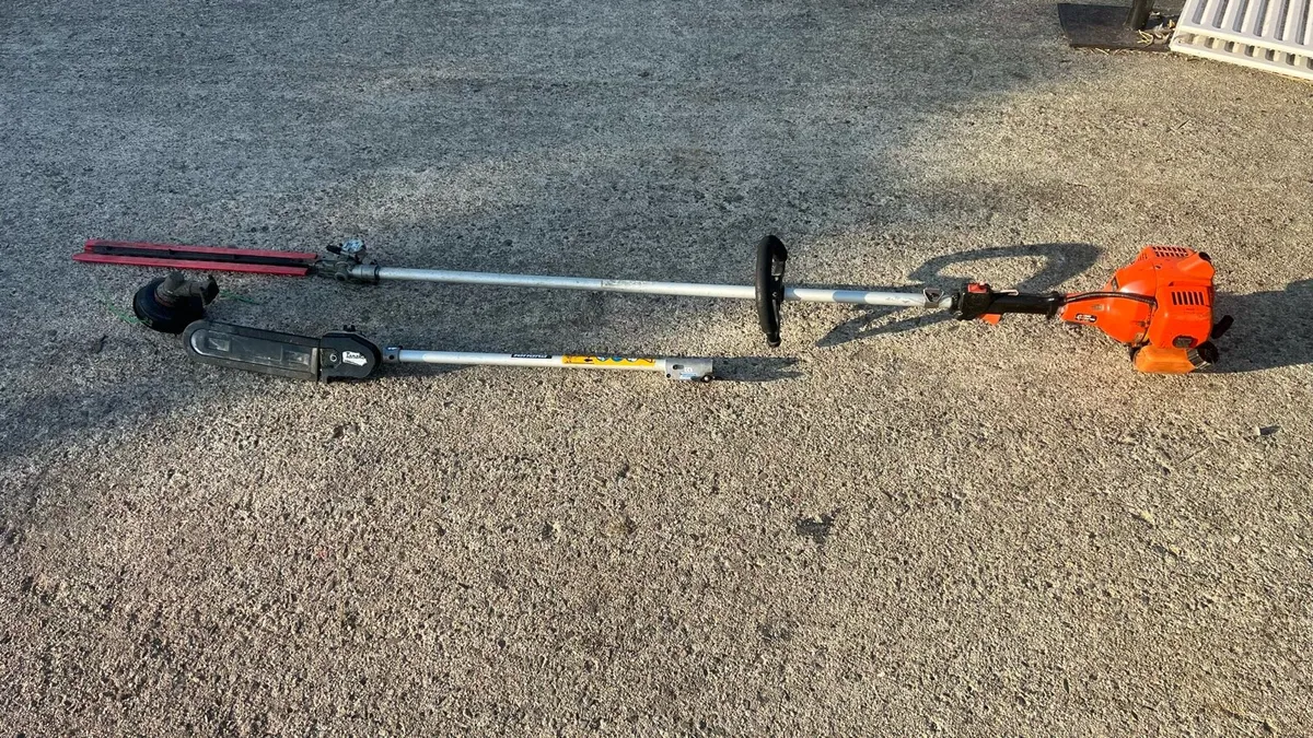 Tanaka long reach hedge trimmers - Image 1