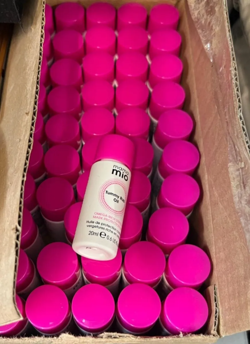 Full box of mama mio tummy rub oil 20ml - Image 1