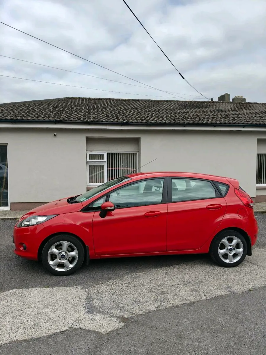 Ford Fiesta 2010 1.4 l diesel for sale - Image 2
