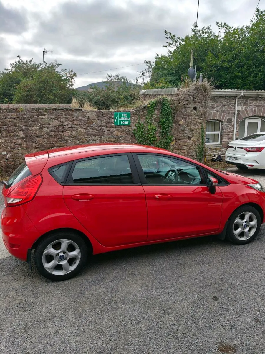 Ford Fiesta 2010 1.4 l diesel for sale - Image 3