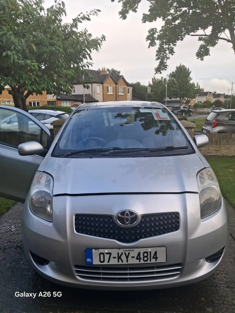 Toyota Yaris 2007 - Image 3