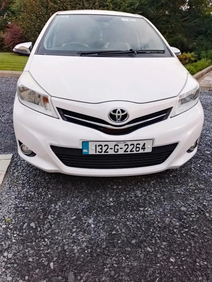 Motor car - Image 1