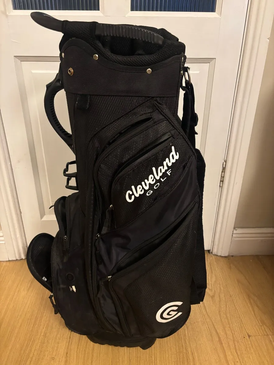 Golf bag and trolley - Image 2
