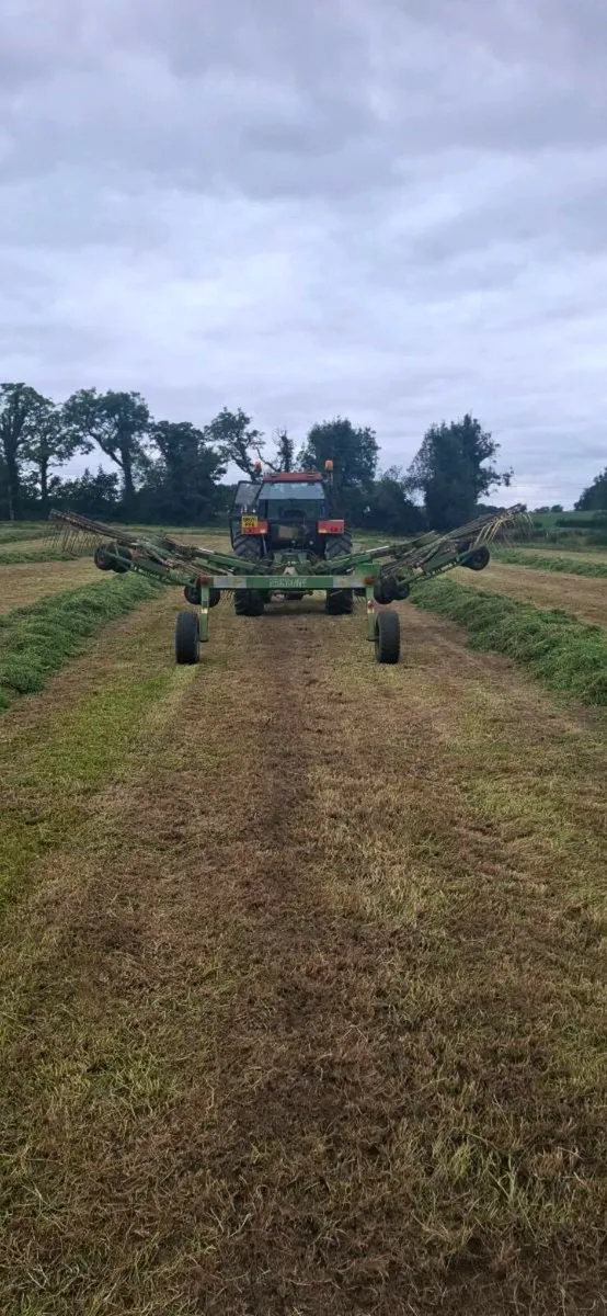 Krone 6.50-760/24 30ft Rake - Image 3