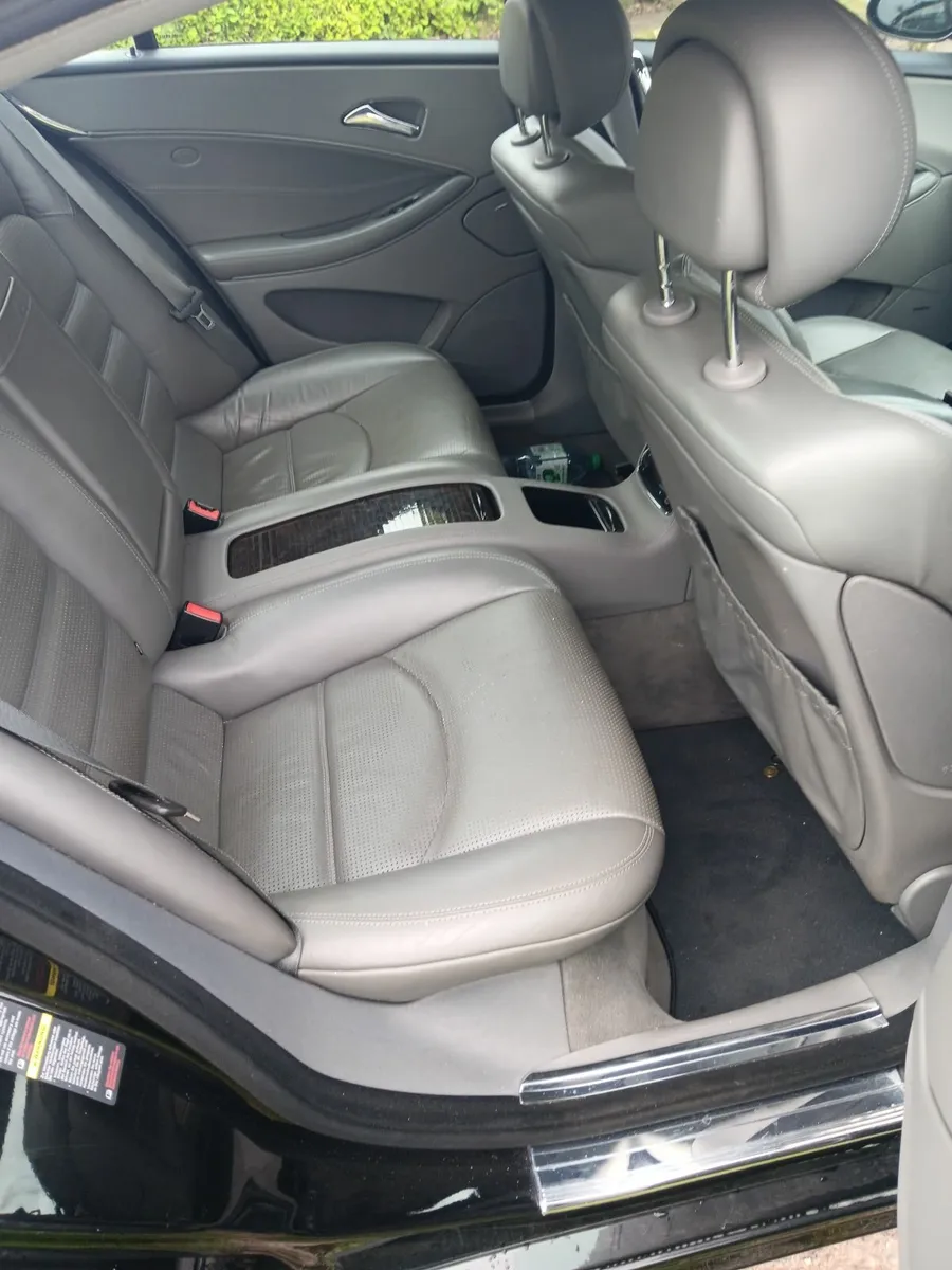 Mercedes-Benz CLS 2006 - Image 4
