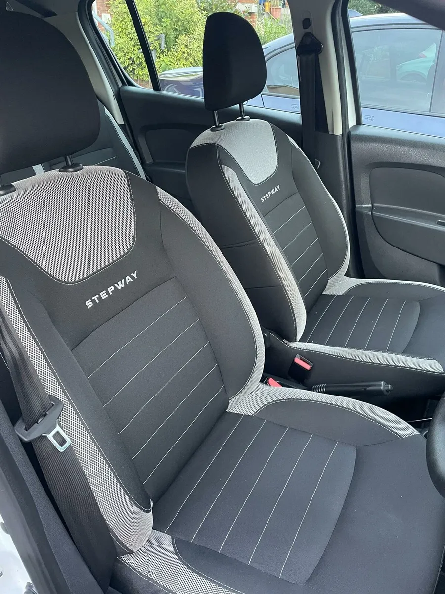 2021 Dacia sandaro stepway low milage - Image 4