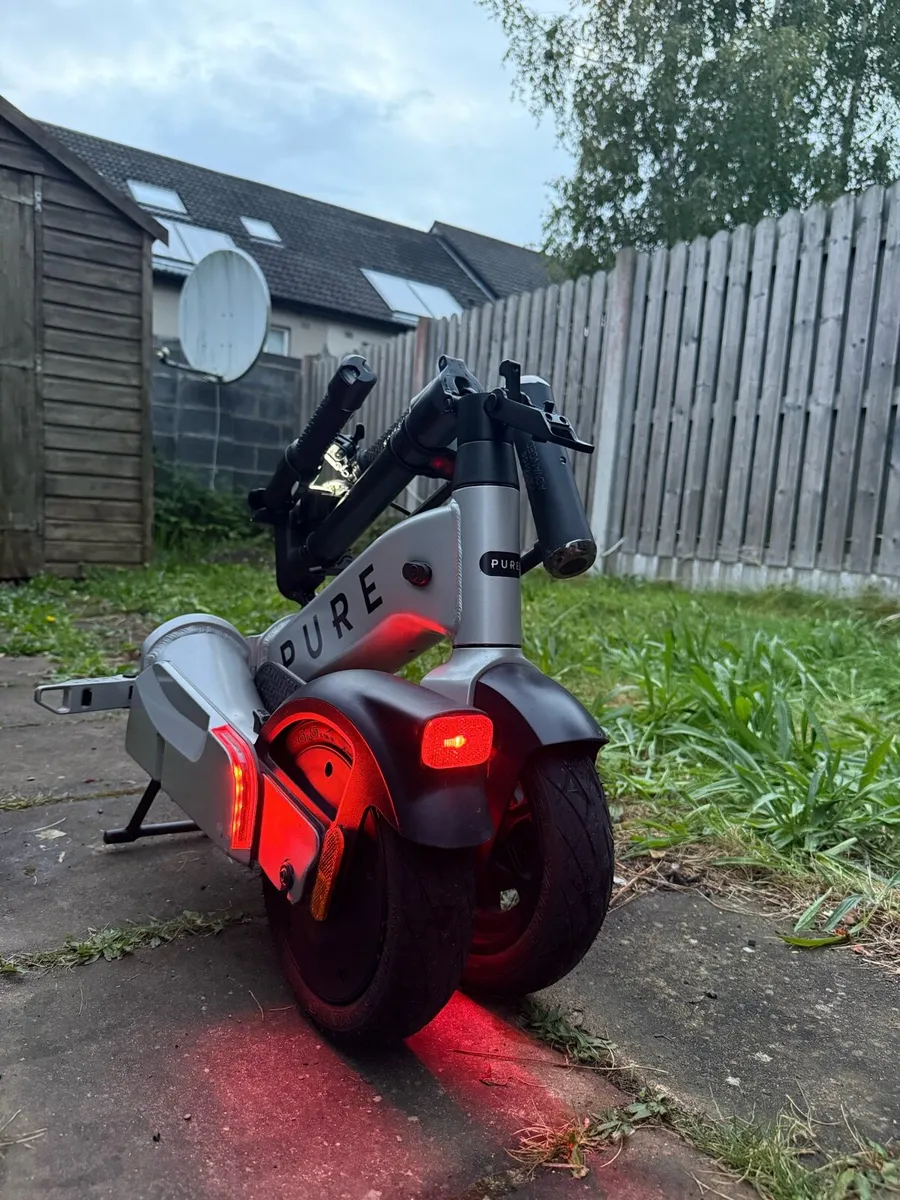 Pure Advance Flex Foldable Electric Scooter - Image 2