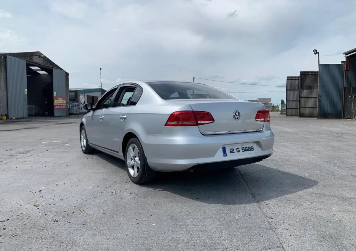 Volkswagen passat - Image 4