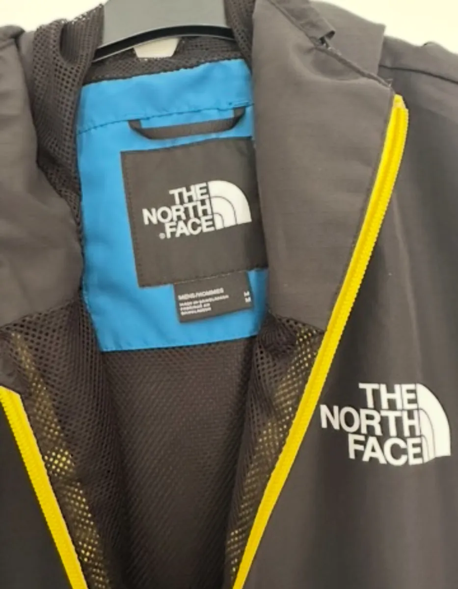 The North Face Wind Anorak - Image 2
