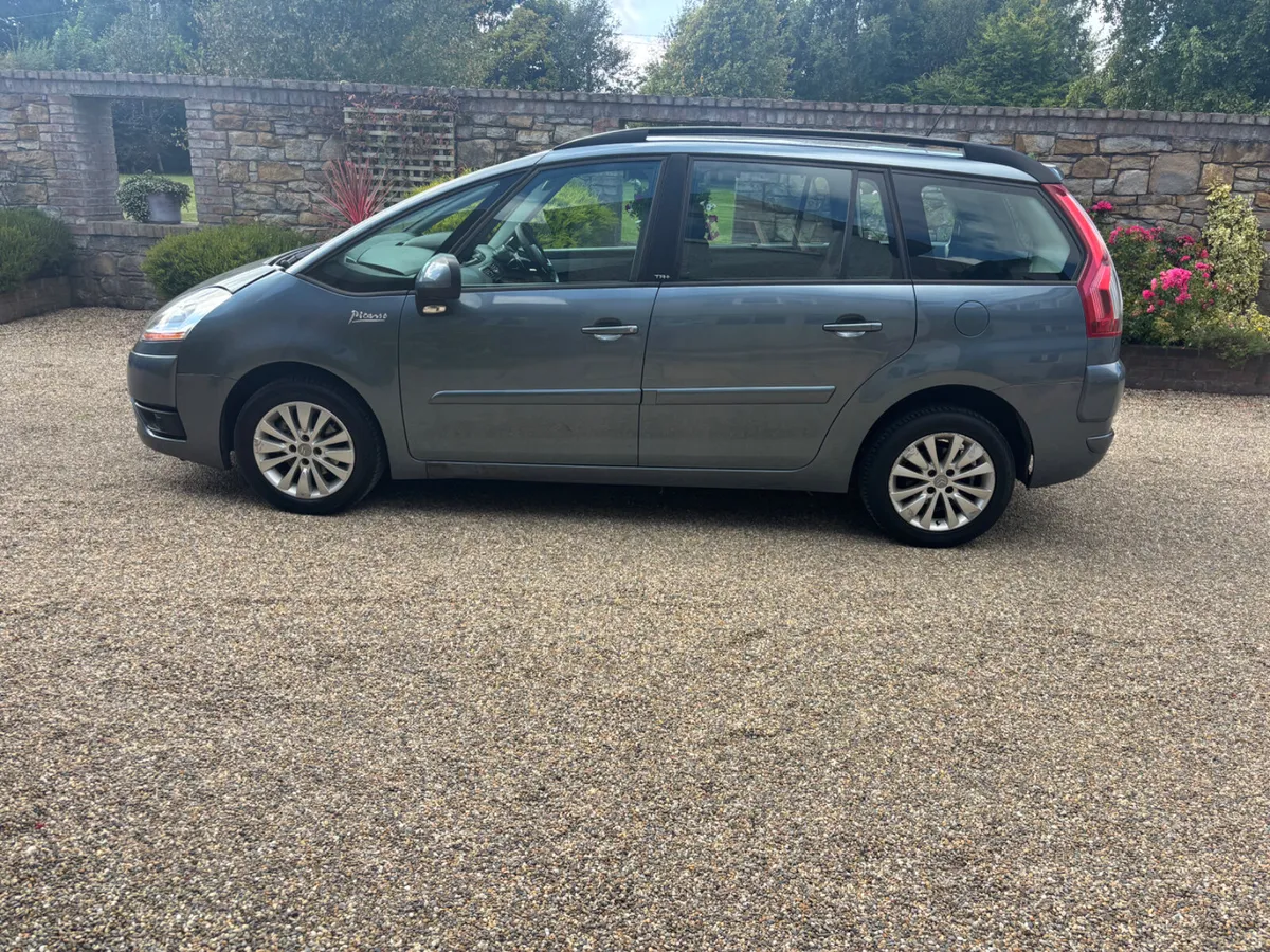 2013 Citroen C4 Picasso 7 seat auto vtr dsl - Image 4
