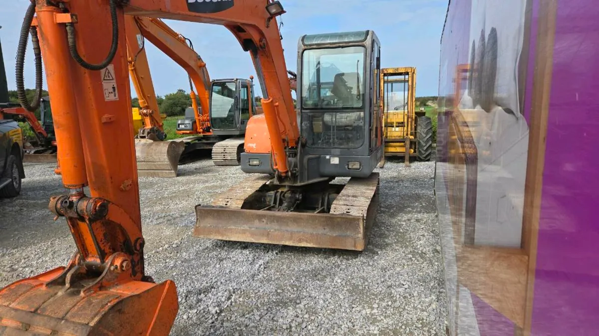 5 Ton Digger - Image 2