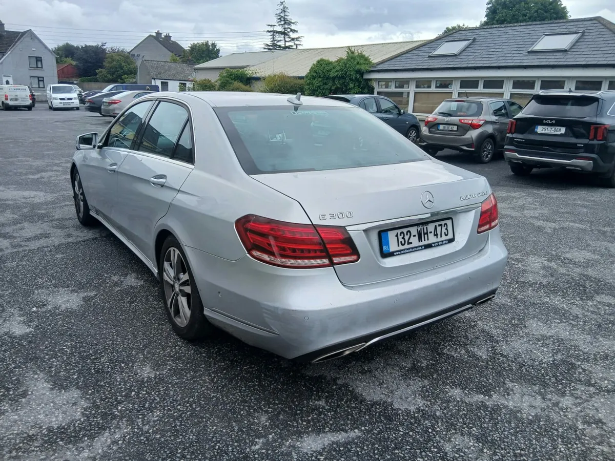 2013 Mercedes E220 - Image 3