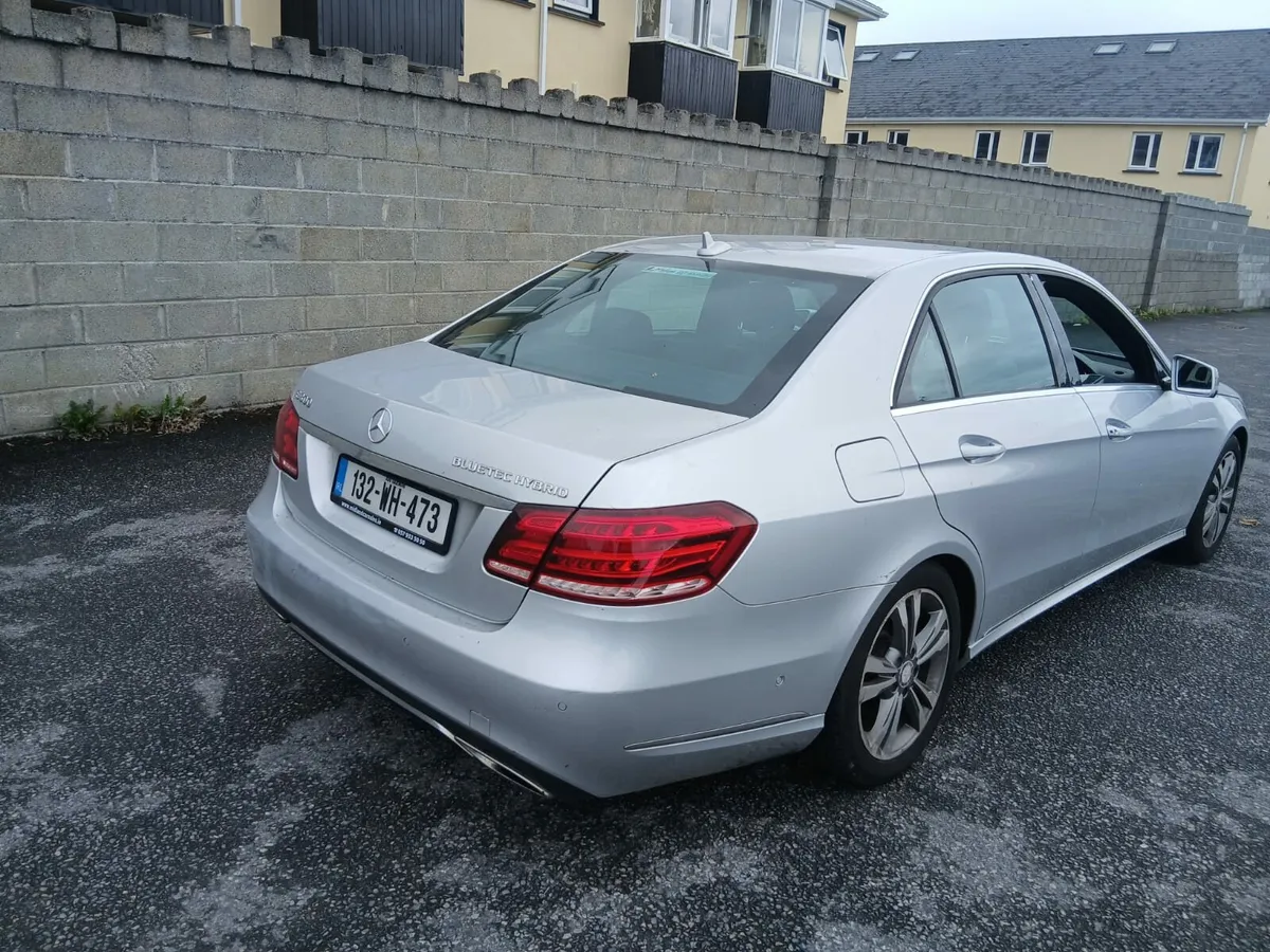 2013 Mercedes E220 - Image 4